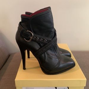 Max Studio Croydon Leather Bootie